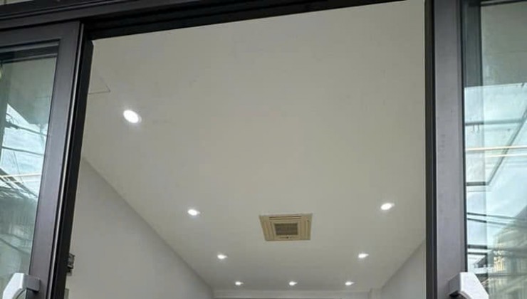 Cho thuê MBKD ngõ 24 Kim Đồng - Giáp Bát 2 tầng, 100m2 (tổng DT) 13 Triệu